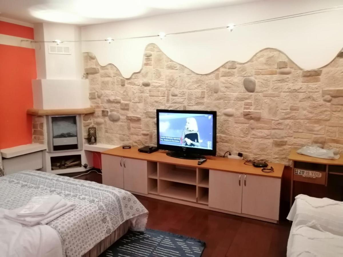 Apartament Central Târgu Neamț Esterno foto