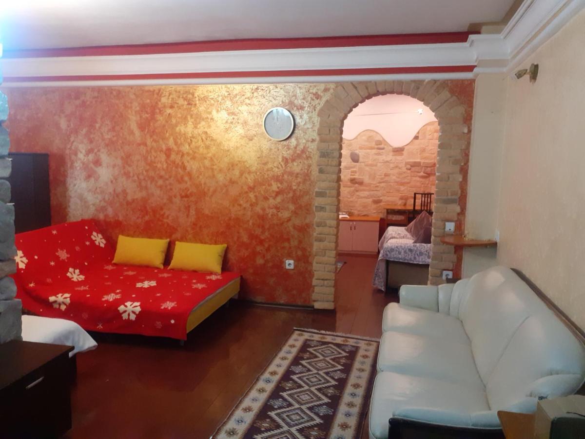 Apartament Central Târgu Neamț Esterno foto