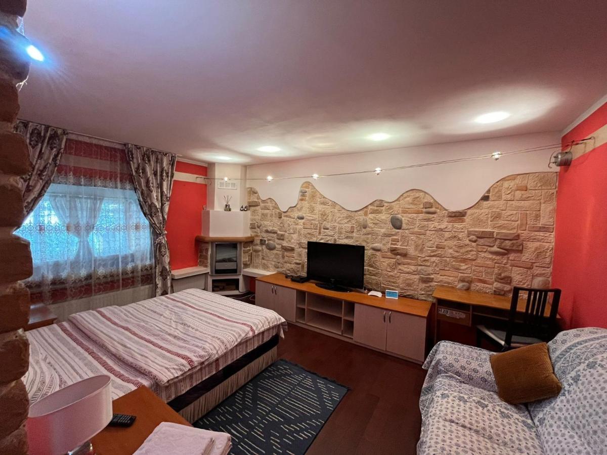 Apartament Central Târgu Neamț Esterno foto